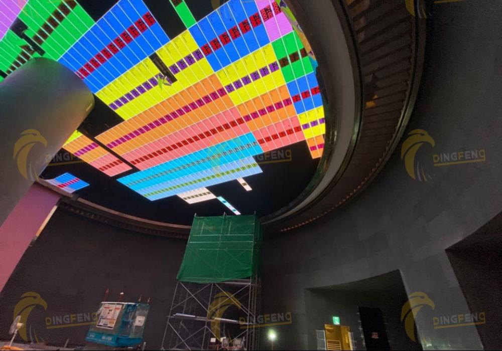 custom modular ceiling
panels