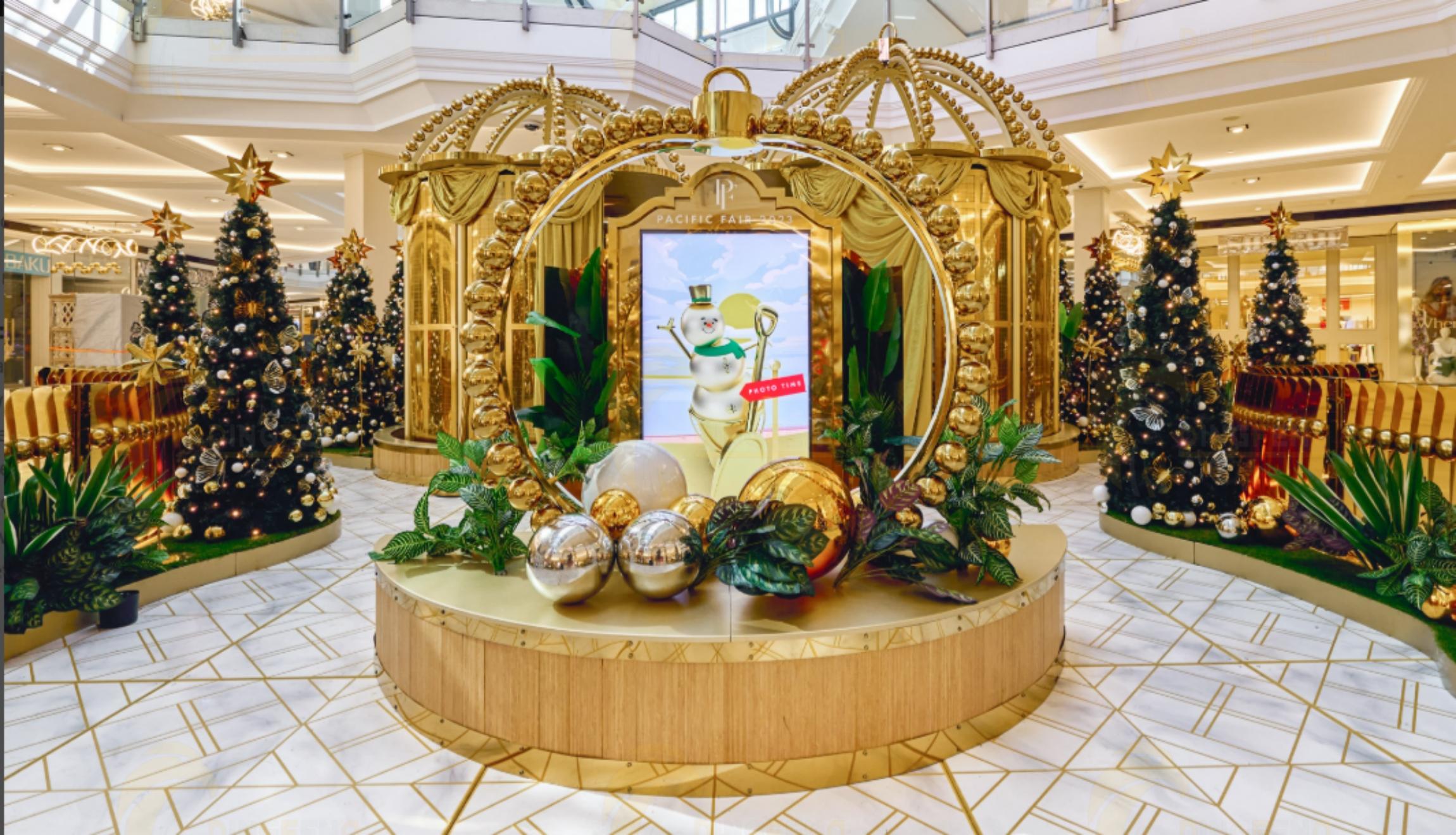 Metal Castle Decoration